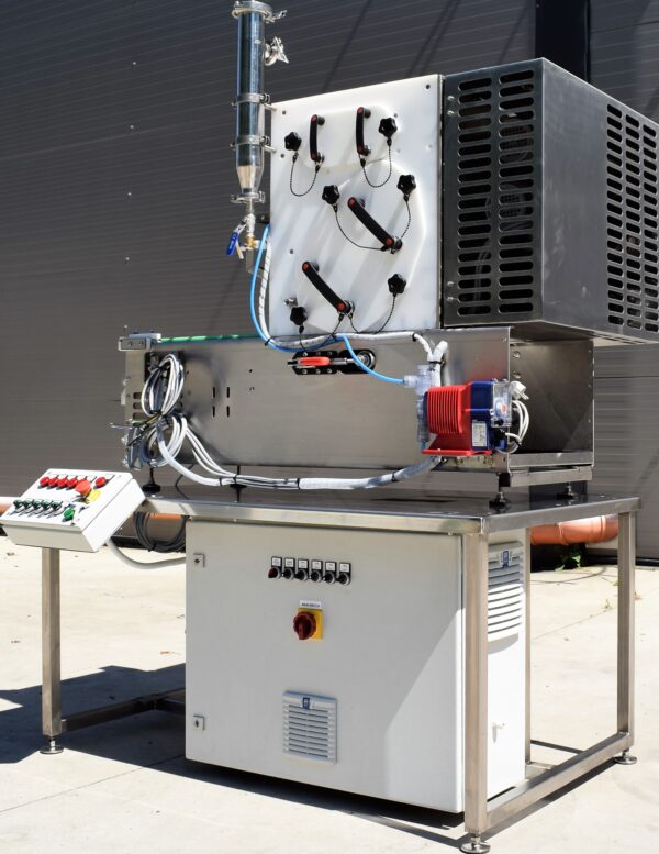 Forming equipment